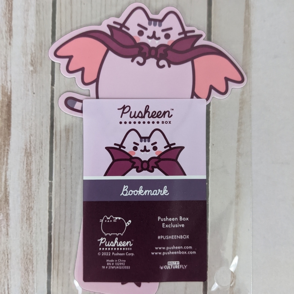 Culture Fly Pusheen Box Exclusive Vampurr Purple Bat Bookmark New - Picture 1 of 4